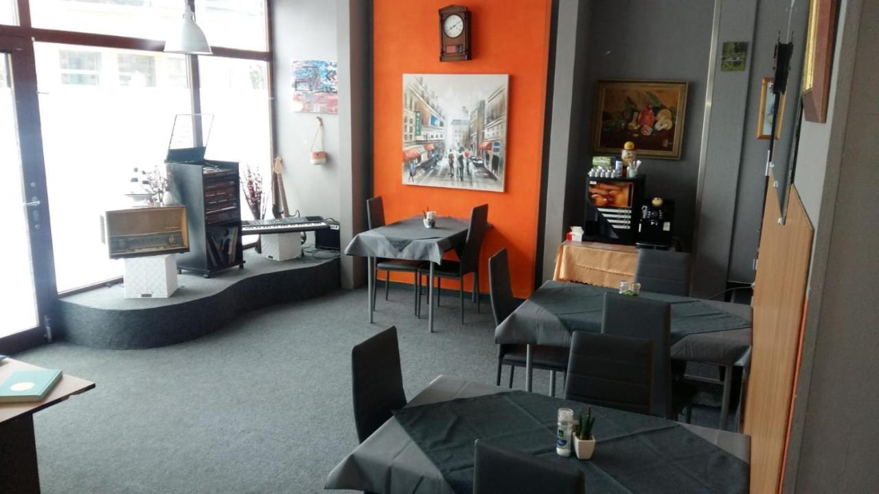 Pension Am Piko-Platz Sonneberg Extérieur photo