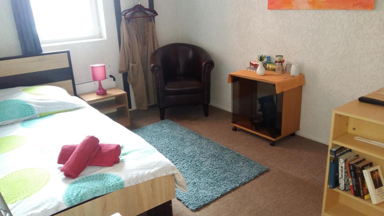 Pension Am Piko-Platz Sonneberg Extérieur photo